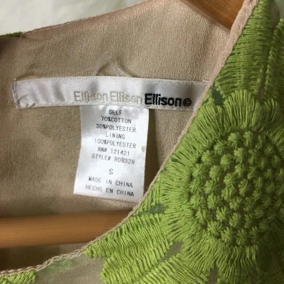 ELLISON Green Floral Daisy Embroidered Sleeveless Dress - Picture 4 of 4